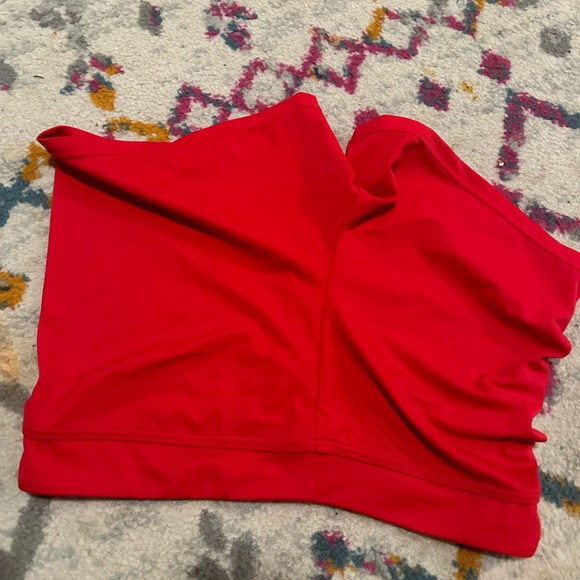 Red Spandex Medium Women’s Balera Dance Shorts - Picture 3 of 3
